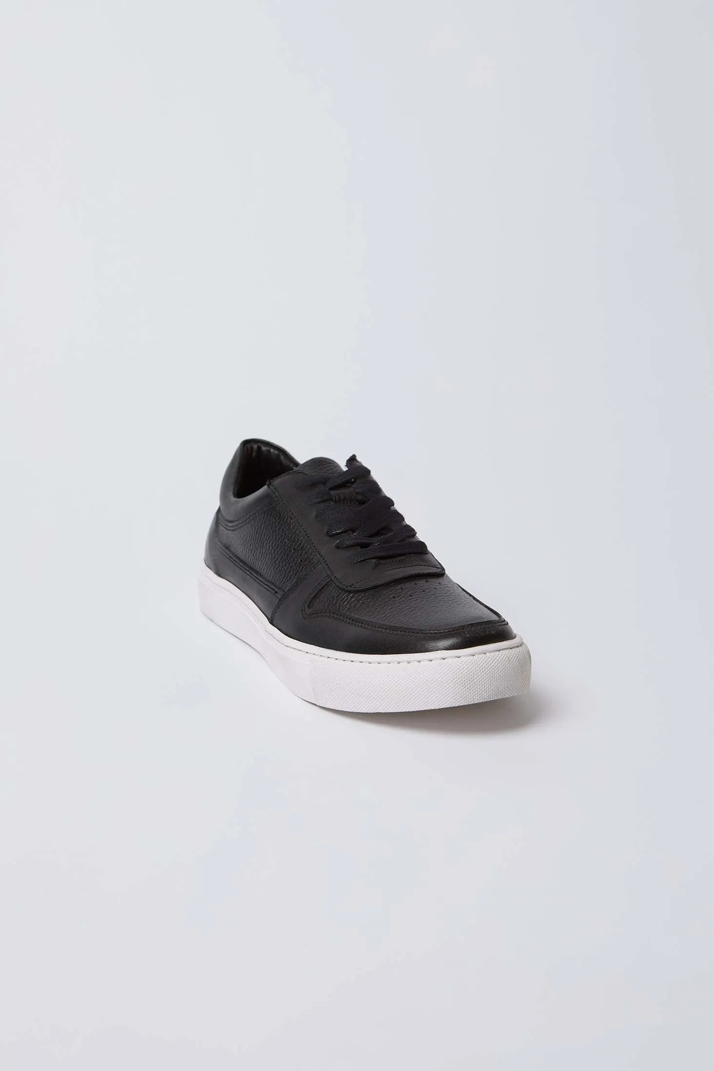Men Shoes Genuine Leather Lace-Up Sneakers Black