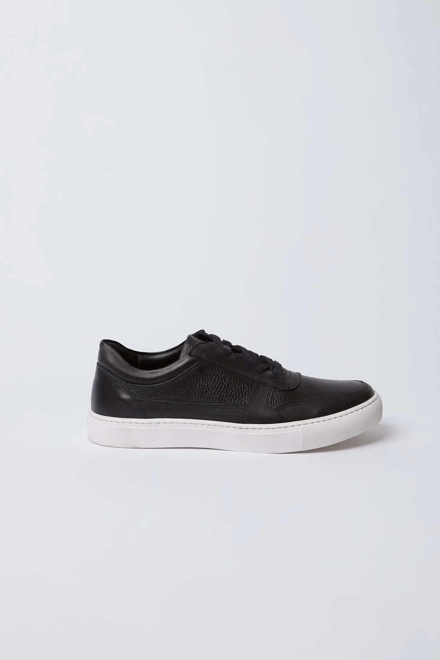 Men Shoes Genuine Leather Lace-Up Sneakers Black