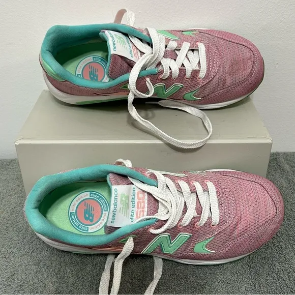 New Balance Elite Edition 580 Rev Lite Sneakers