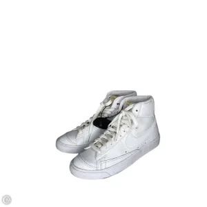 Shoes Sneakers By Nike In White, Size: 7.5